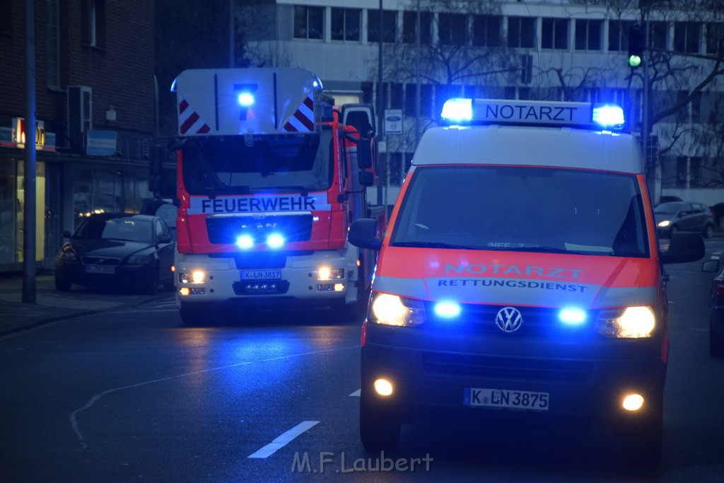 VU Koeln Porz Mitte Hauptstr P109.JPG - Miklos Laubert